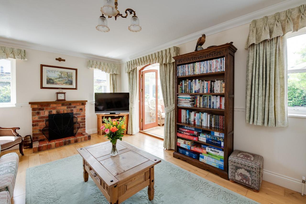 Oak Tree Cottage, Charming, Rural New Forest Home Boldre Exterior photo